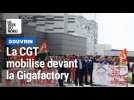 Manifestation de la CGT devant la Gigafactory de Douvrin
