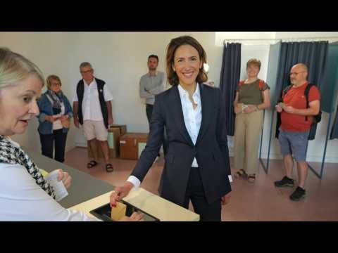 EU Elections: Valerie Hayer, head of the ruling party's list in France, votes