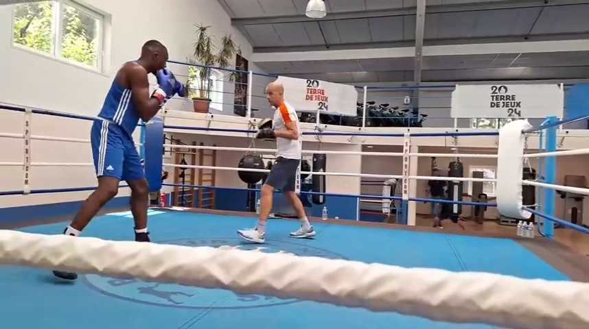Vidéos : Un entraînement ouvert au public avec l'équipe de France ...