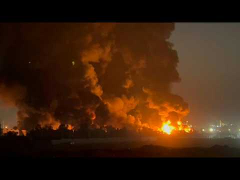 Fire rages at oil refinery in Iraqi Kurdistan