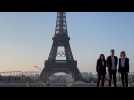 VIDEO. Les anneaux olympiques installés sur la Tour Eiffel à 49 jours des Jeux
