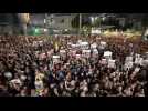 Hostages' families, supporters rally in Tel Aviv