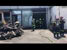 Sevrier : importante opération des pompiers pour éteindre un incendie dans des commerces