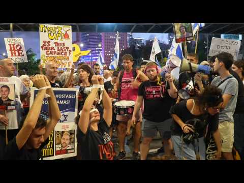 Israelis rally in Tel Aviv to demand Gaza ceasefire, hostage deal