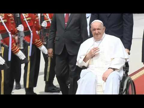 Pope Francis departs Indonesia for Papua New Guinea