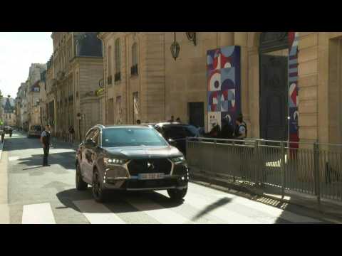 New French PM heads to presidential palace for working meeting