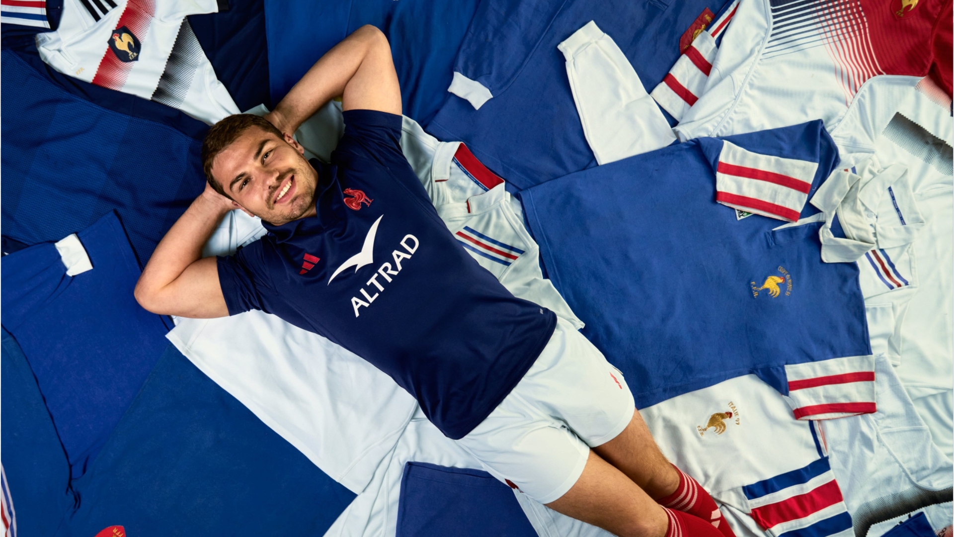 XV de France Decouvrez le nouveau maillot des Bleus par Adidas equipementier de la FFR jusqu en 2028 rugbyrama