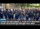 Danse en uniformes pour les élèves du groupe Paul-Bert à Troyes avant d'entrer en classe
