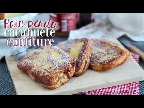 Pain perdu au beurre de cacahuètes et confiture de fruits rouges