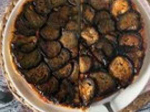 Tarte tatin aux aubergines: la version salée à tomber par terre!