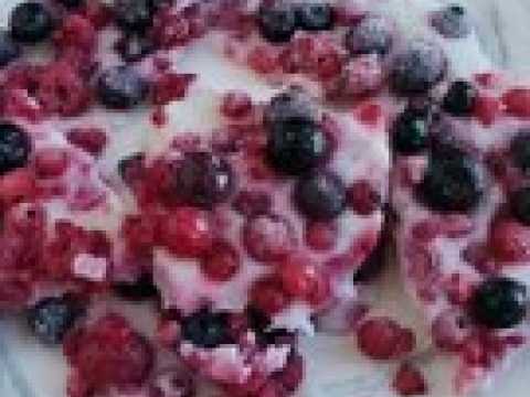 Barres de yaourt glacé aux fruits rouges