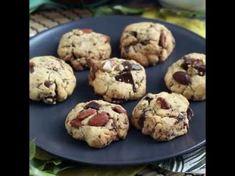 Cookies au chocolat, cacahuètes et amandes
