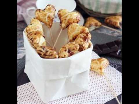 Coeurs feuilletés extra croustillants pie pops à la framboise et chocolat
