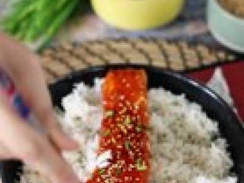 Saumon à la coréenne à la sauce gochujang prêt en 8 minutes