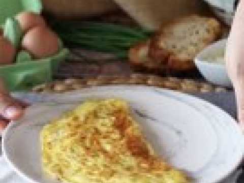 Omelette au fromage, la recette express prête en 5 minutes !