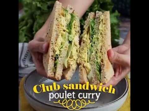 Club sandwich au poulet au curry