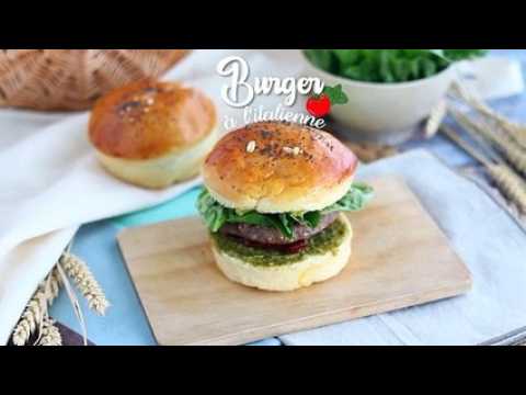 Burger à l'italienne : sauce pesto, tomates séchées, mozzarella