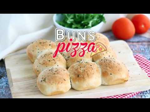 Buns pizza, petits pains fourrés au jambon et au fromage