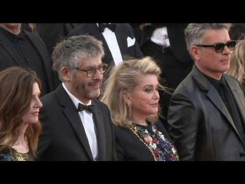 Cannes: Catherine Deneuve and Chiara Mastroianni on the red carpet for "Marcello Mio"