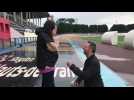 Il demande en mariage la petite-fille d'un ancien vainqueur de Paris Roubaix au vélodrome