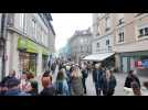 Queue dantesque pour entrer sur le site d'Art Rock samedi 7 juin a 19 h