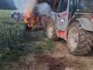 Souastre : une trentaine de ballots de foin en feu, le hangar agricole préservé