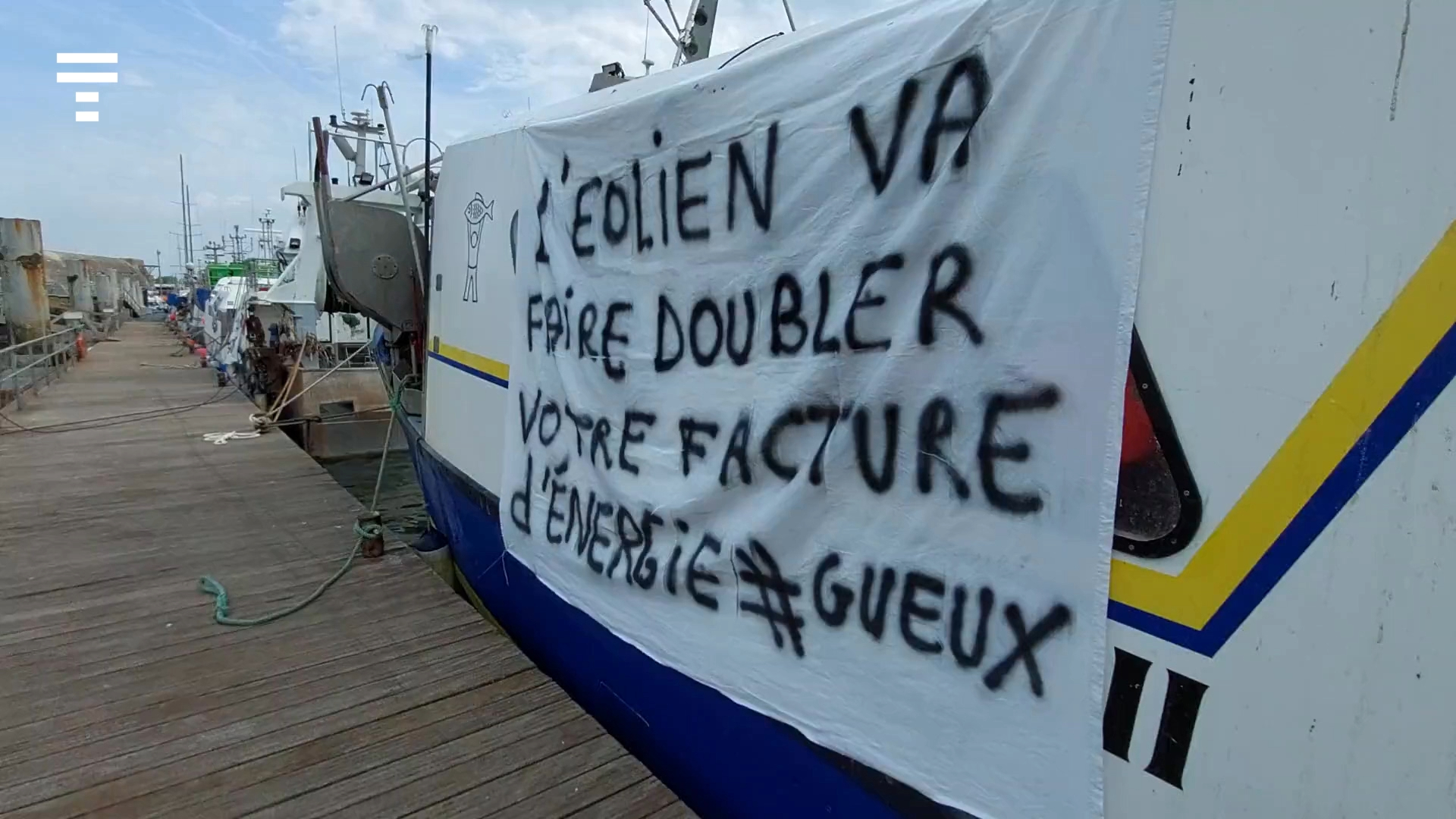 « Tout est fait pour éradiquer les pêcheurs » : à Lorient, ils s'opposent au développement de l'éolien en mer [Vidéo]