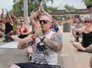 VIDÉO. Au Hellfest, le yoga des metalleux fait des adeptes : « c'est très complémentaire »