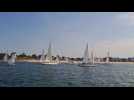 VIDÉO. Corne de brume, fumigènes... À Bénodet, des bateaux paradent en hommage aux sauveteurs en mer