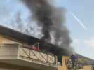 Un homme intoxiqué dans le violent incendie d'un appartement à Mougins