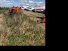 Un tracteur se couche sur la voie ferrée entre Escaudoeuvres et Iwuy