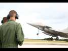 VIDÉO. Les pilotes s'entraînent à l'appontage sur le porte-avions Charles de Gaulle à Lann-Bihoué