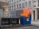 Lyon-Feu de poubelle lors de la manifestation sauvage