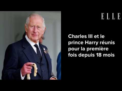 VIDEO : Charles III et le prince Harry runis…