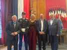 Valérie Rioust décorée de l'ordre du Mérite maritime : un hommage à quarante ans d'engagement au service du port de Boulogne-sur-Mer