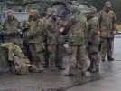 Le lieutenant-colonel Jean-François Verheust donne des détails sur l'entraînement "Yellow Guardian", en province de Luxembourg.
