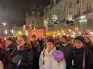 VIDÉO. Un cortège de flambeaux allumés contre les violences faites aux femmes à Rennes