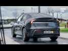 Vid�o Nouvelle Tesla Model Y Standard : faut-il acheter la voiture neuve � 35 790 ? ou une version d?occasion ?