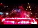 L'impressionnant feu d'artifice des supporters d'un club de foot marocain tiré à Paris
