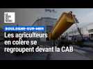 Boulogne : les agriculteurs en colère se regroupent devant la communauté d'agglomération du Boulonnais