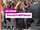 Adèle Castillon pose avant le défilé Rabanne
