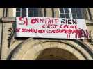 Vannes : Syndicats et professeurs se mobilisent devant l'INSPE, ils craignent la fermeture de leur institut