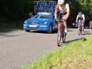 Le peloton de Paris-Chauny dans la côte du Mont Tortu