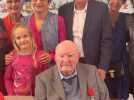 VIDÉO. « Un grand merci à tous ! » : ce Finistérien reçoit la légion d'honneur à 101 ans
