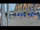 une centaine de supporters de La Tribune Petrignani et les joueurs, le staff du sc Bastia.