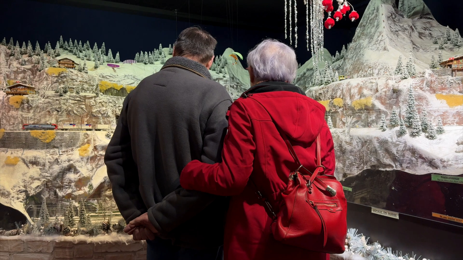 Trains miniatures et magie de Noël dans ce château de Plouagat [Vidéo]