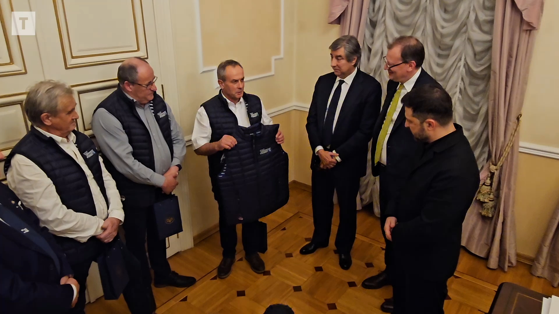 « C'est un honneur de remercier des personnes au grand coeur » : la gratitude de Volodymyr Zelensky envers ces marins-pêcheurs bretons