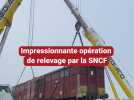 Vesoul: impressionnante opération de relevage par la SNCF : deux wagons de 1968, soulevés dans les airs, seront recyclés