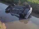 A Ardres, une voiture chute dans le canal, deux personnes en hypothermie