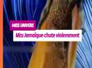 Le docteur Gabrielle Henry, représentante de la Jamaïque au 74e concours Miss Univers, chute